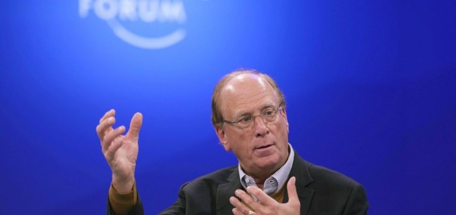 BlackRock CEO: Economy ‘weakening as we speak’