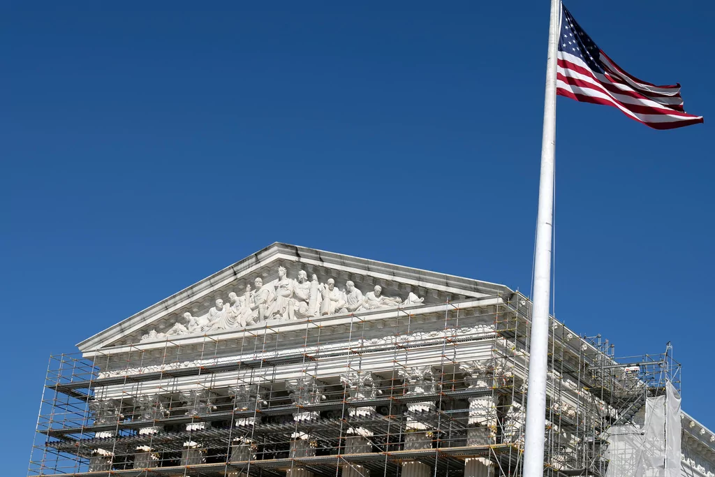 Unions urge Supreme Court to uphold reinstatement of 16,000 fired feds
