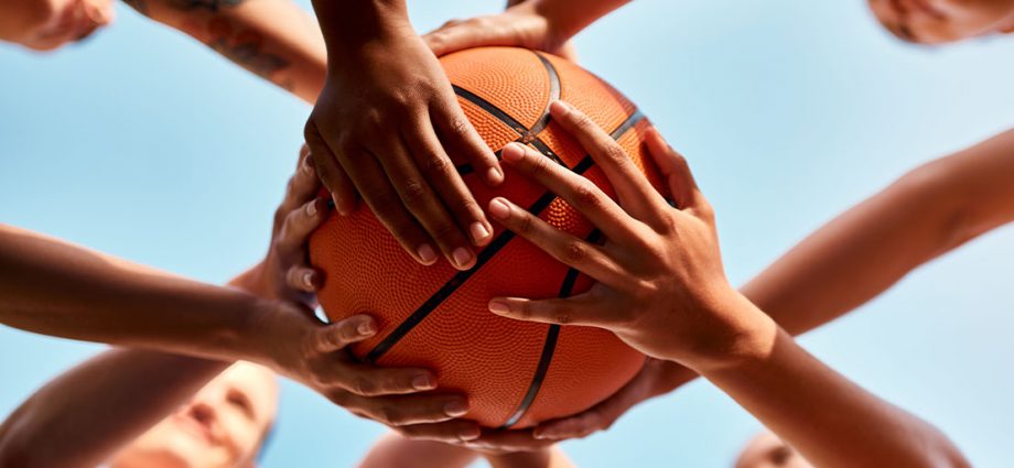 How Hand and Fingers Size Can Be A Predictor Of Athletic Potential