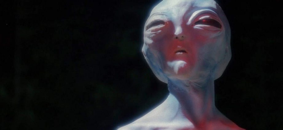 The Shocking Truth About The Aliens In X-Files Completely Changes The Series