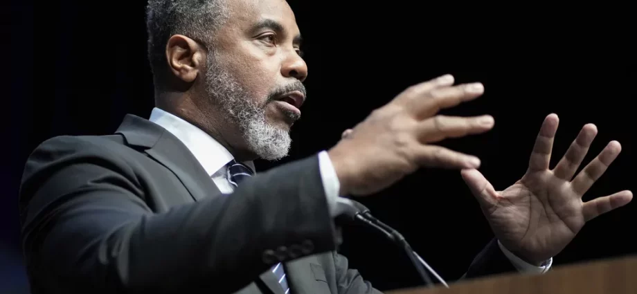House Democrat grills Trump trade rep over timing of tariff pause: 'WTF'