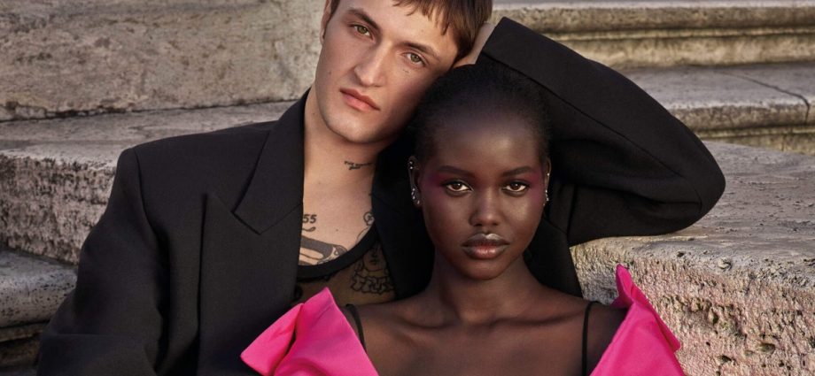 Valentino Gets an Extradose of Born in Roma Perfume