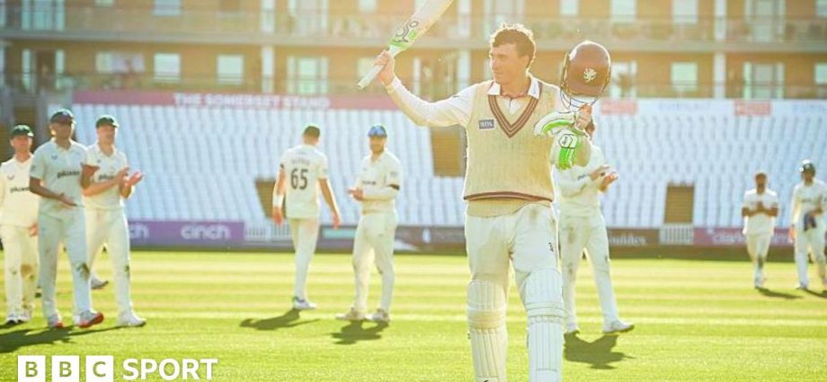 Brilliant Banton batters Pears in record 344 not out