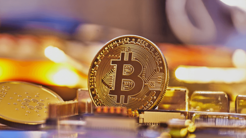 Crypto Chill: Bitcoin Dips 2.6% Under $81K Ahead of Wall Street’s Next Move