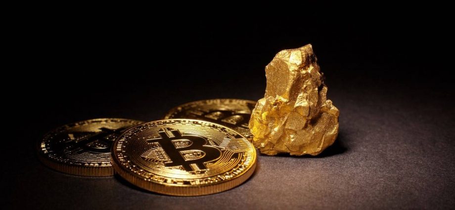 Bitcoin Steady at $93K As Battle With Gold Ensues