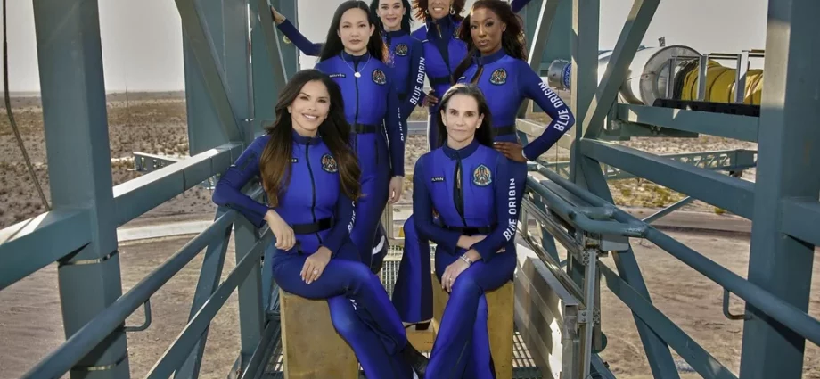 Katy Perry, Lauren Sanchez join Blue Origin launch with all-female crew