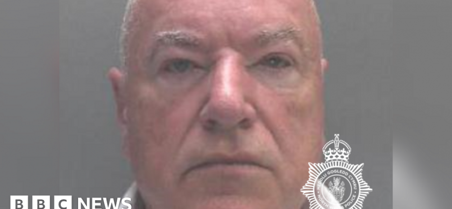 Paedophile head report not being made public
