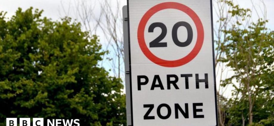 Over 100,000 drivers caught breaking speed limit in Wales
