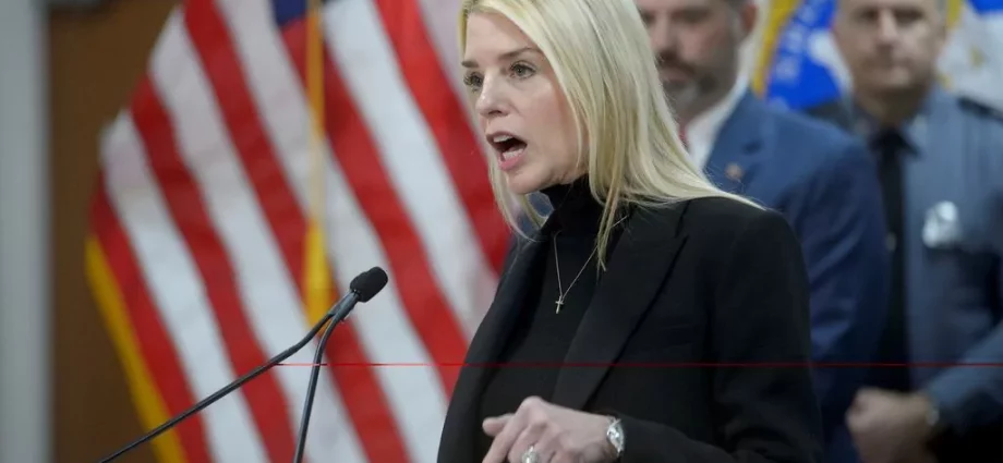 DOJ lawyer put on paid leave after openly questioning Trump administration on deportation case