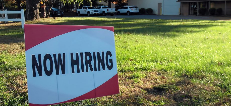 Bitcoin Price (BTC) at $82.6K Following March Employment Numbers