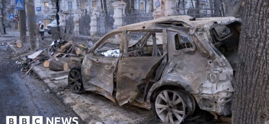 BBC visits scene of destruction in Sumy after Russian attack