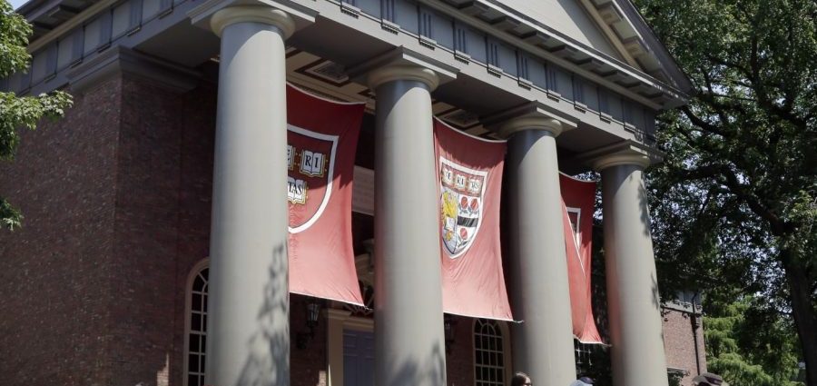 Harvard receives support from Yale, Stanford