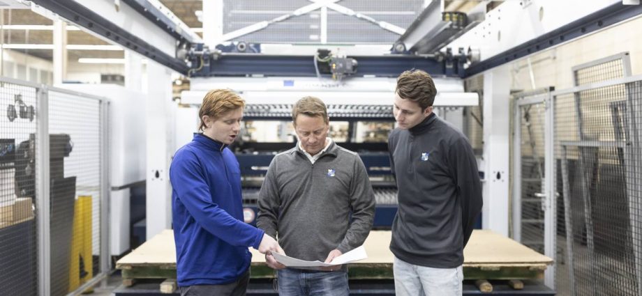 A Young Generation Goes to Work for Mom and Dad Inc.