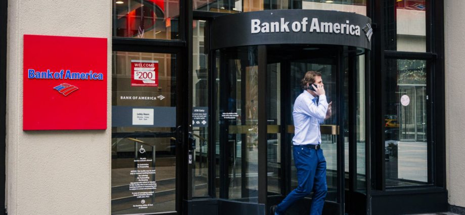 Bank of America’s Profit Climbs With Consumer Spending Resilient