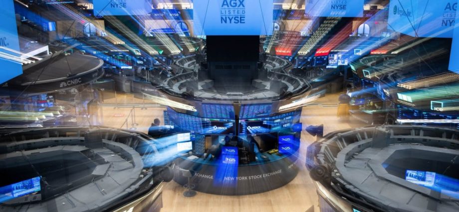 Tariff Upheaval Threatens Private Equity’s Exit Recovery Hopes