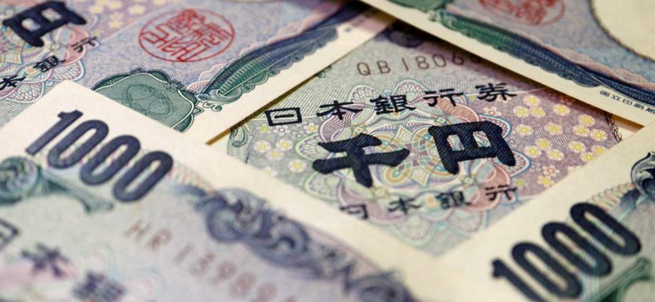 Japan Currency Official Vows to Stabilize Markets Amid Tariff Turmoil