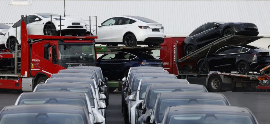 Tesla’s Global Vehicle Deliveries Sank 13% in First Quarter