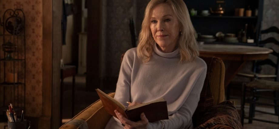 Catherine O'Hara's The Last Of Season 2 Character Has A Connection To The Games
