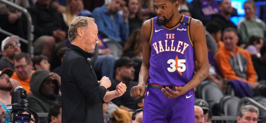 Suns fire coach Mike Budenholzer after one season
