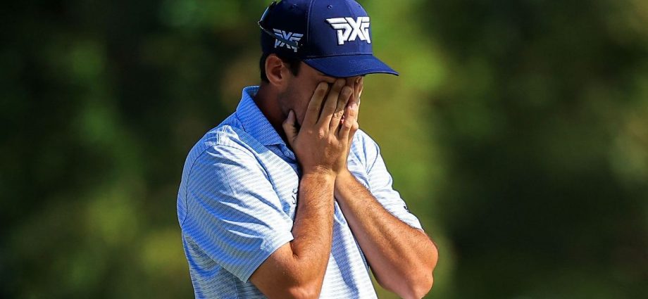 Korn Ferry golfer Ryan McCormick plays with mouth taped shut