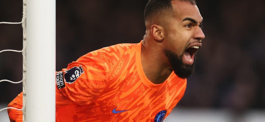 Chelsea hit with double injury blow as squad fly out for Djurgarden semi-final