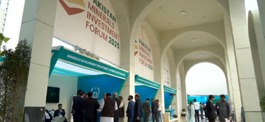 Pakistan seeks investments to unlock vast potential of its mineral wealth
