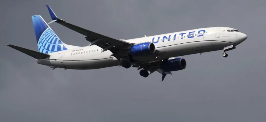United Airlines wants you on planes maintained by China
