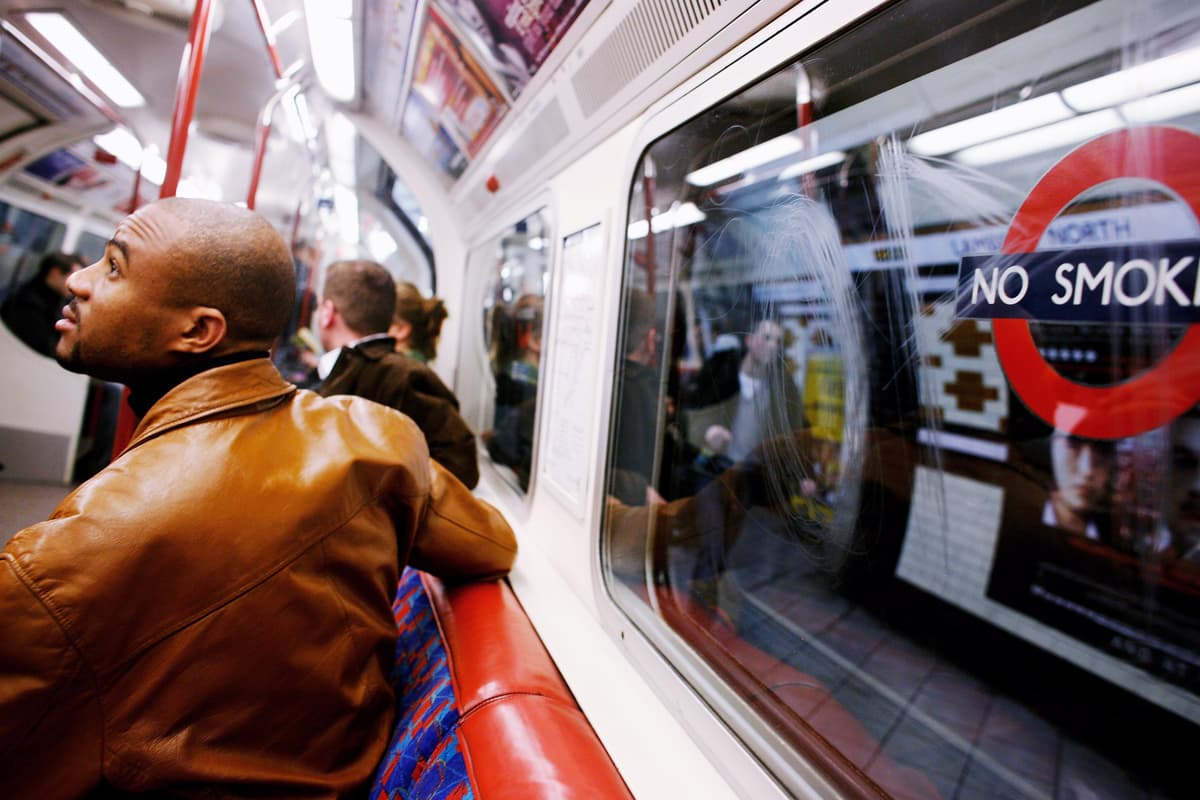 London travel news LIVE: Minor delays on the Central line