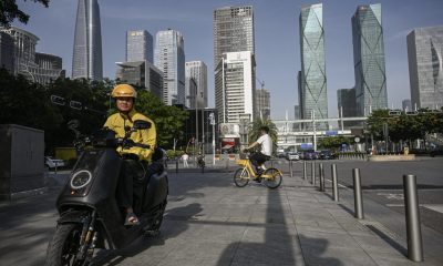 Chinese Tech Stocks Fall Amid Renewed Pessimism About U.S.-China Trade Deal