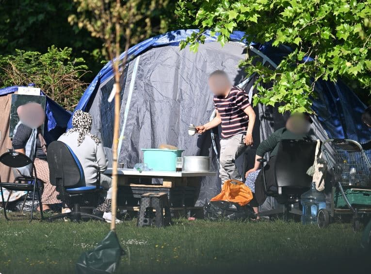 TfL seeks court order to clear Park Lane homeless camp just months after it was last dismantled
