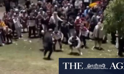 Manly fans participate in 'run it straight' challenge