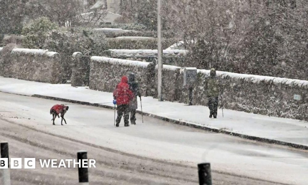 UK weather: Snow and ice warnings issued by Met Office as -12C forecast