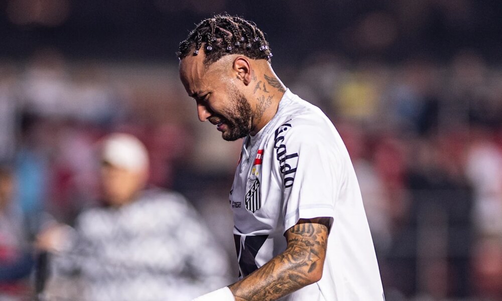 Neymar left in tears after Santos suffer humbling 6-0 defeat