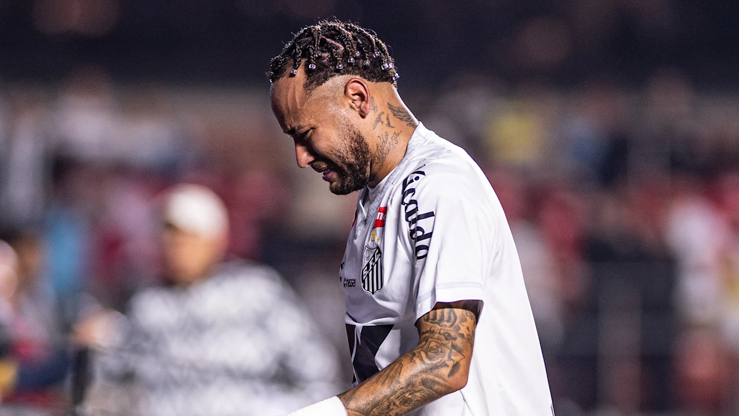 Neymar left in tears after Santos suffer humbling 6-0 defeat