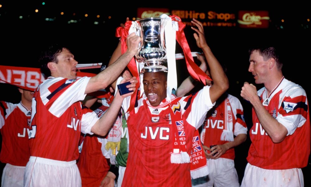 Arsenal to re-issue iconic 90s kit as part of retro collection