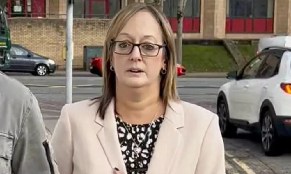 Admin worker in three-point turn disaster after relapse