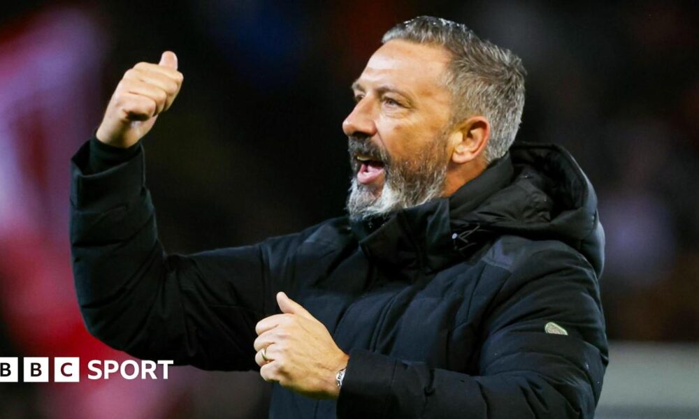 Hearts head coach Derek McInnes