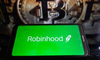 Robinhood suffers brutal weekly loss as bitcoin, AI stocks are hit hard