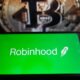 Robinhood suffers brutal weekly loss as bitcoin, AI stocks are hit hard