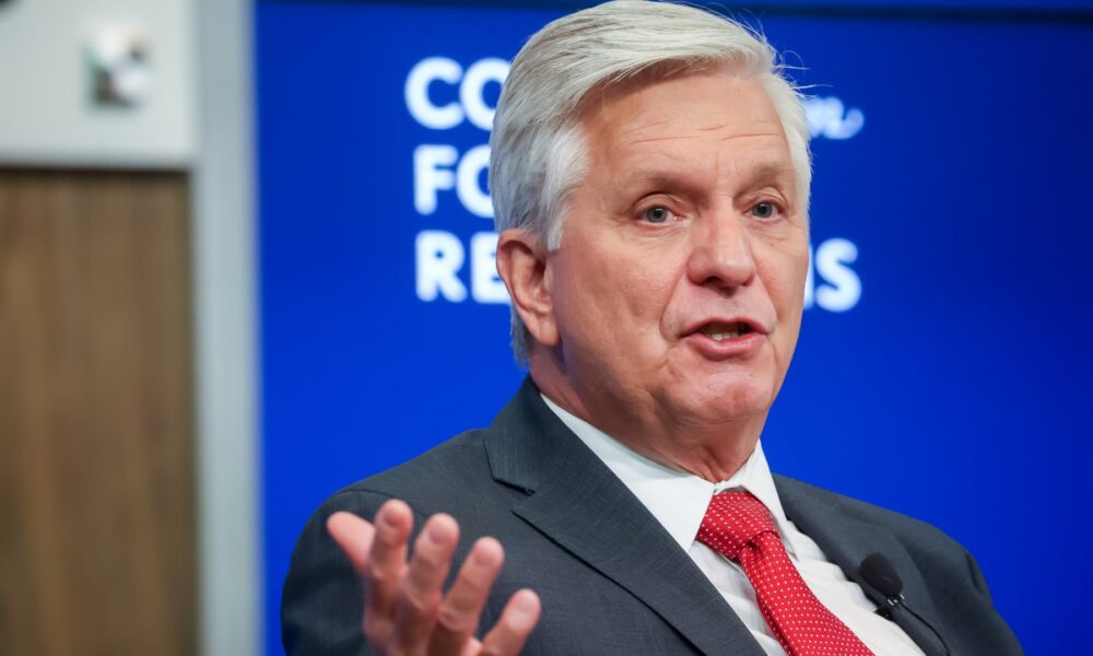 Fed Governor Waller backs December rate cut as support for weakening labor market