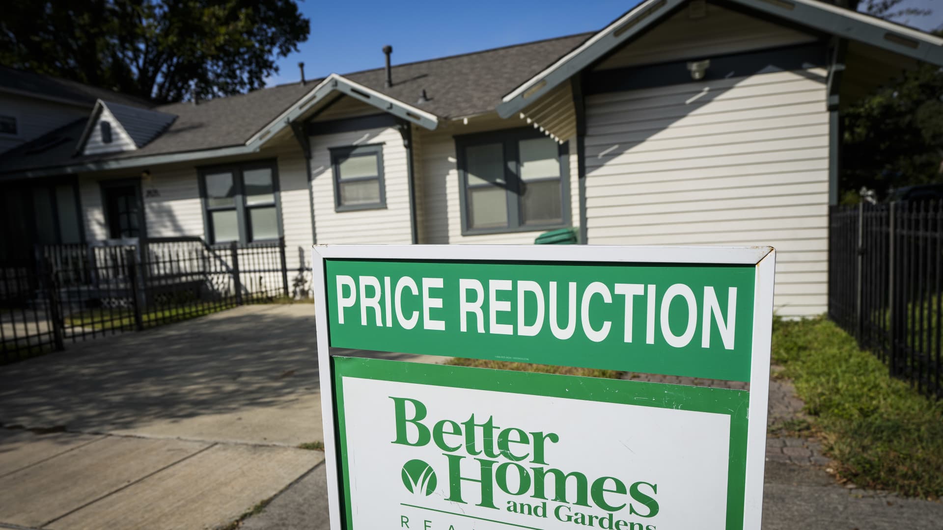 Housing numbers point to strong buyer's market. There's a catch