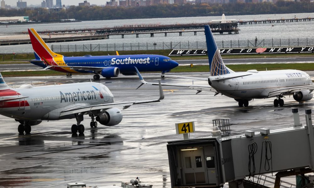 Air traffic controllers are still short after government shutdown