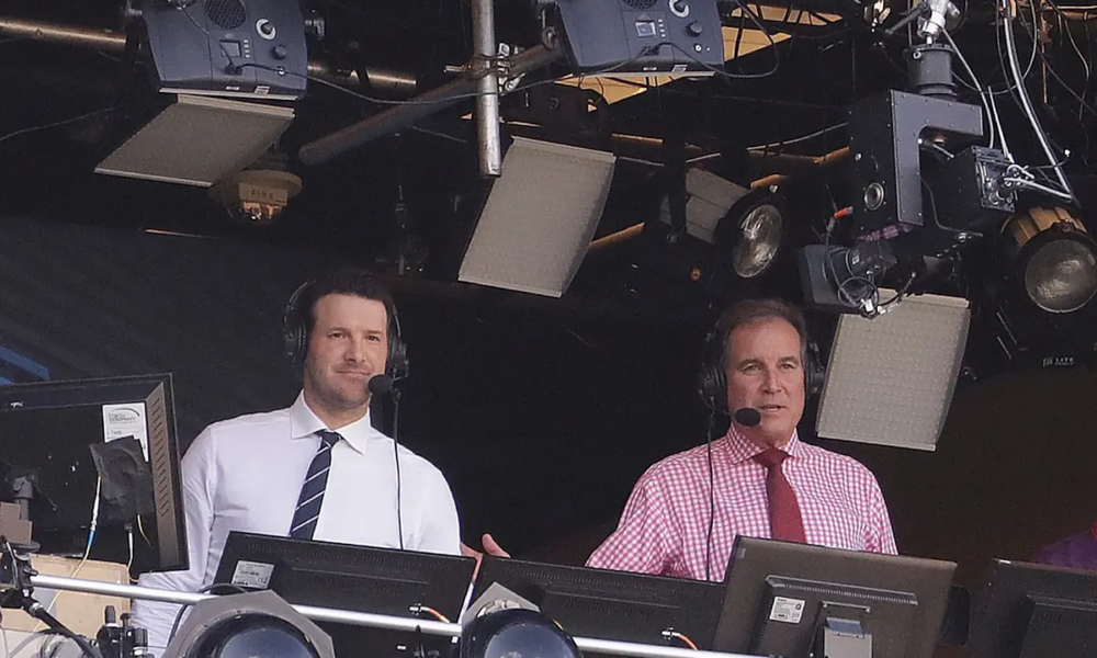 Tony Romo's million-dollar contract with CBS questioned after he stopped doing what he did best