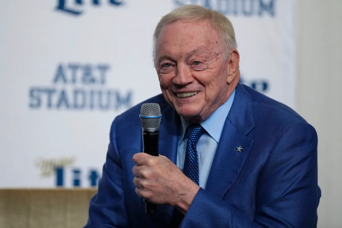 Cowboys' Jerry Jones stunned by epic comeback win against Eagles