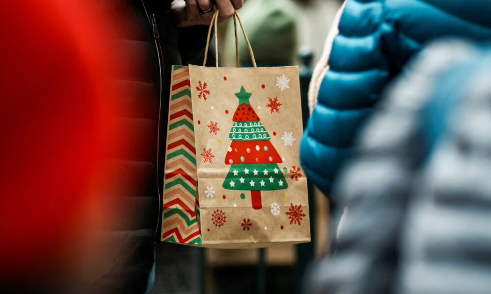Americans Are on a Year-End Shopping Spree