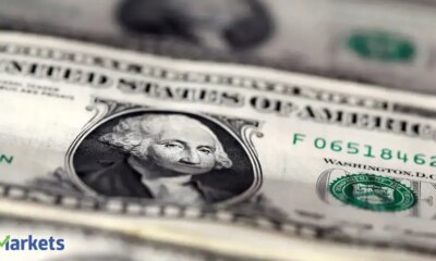 Dollar unfazed even as Fed cut comes back into view