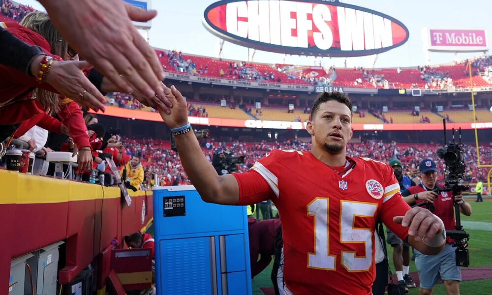 Mahomes' important request to the Chiefs locker room just before the crucial Thanksgiving matchup