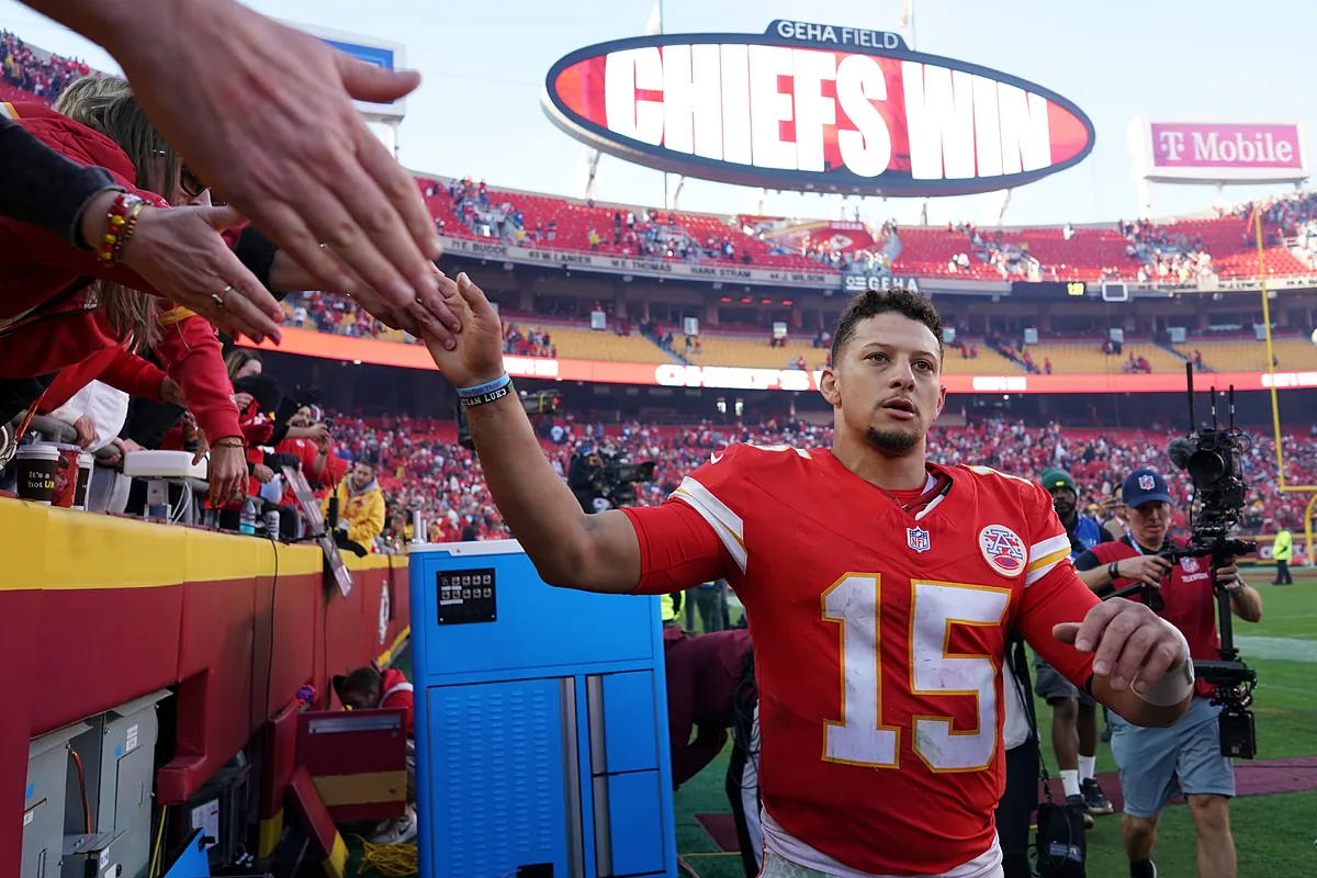 Mahomes' important request to the Chiefs locker room just before the crucial Thanksgiving matchup
