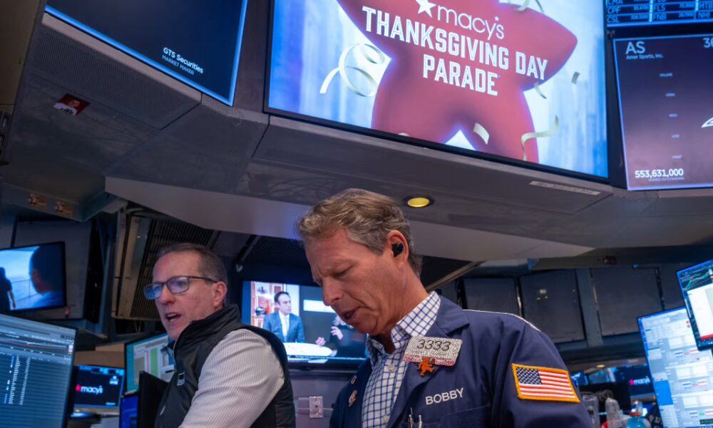 Rebound in Global Tech Stocks Extends, Lifting Markets in Asia