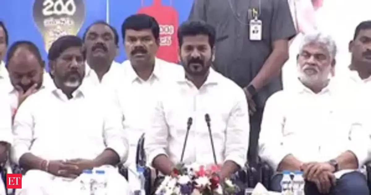 Implementation of 'guarantees', decline of BRS favour Congress in Telangana, BJP aiming for better show